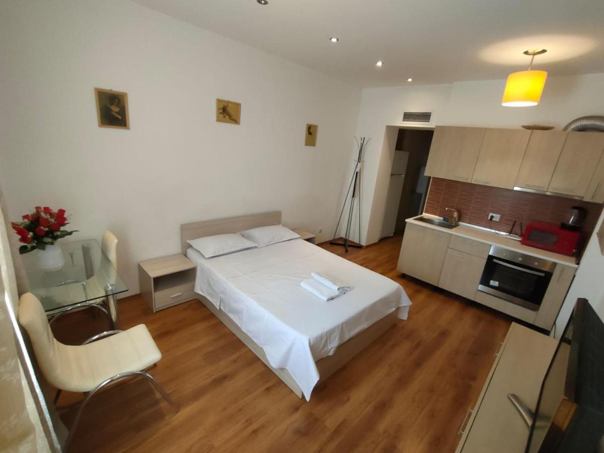 Easystay Flats Бухарест Экстерьер фото